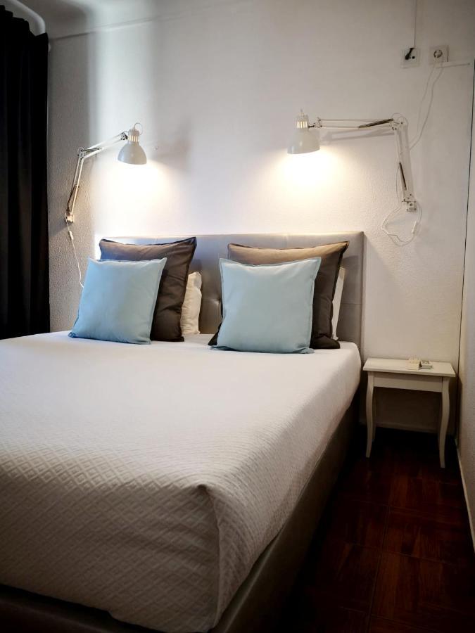 The Bulldog Inn - Duna Parque Resorts & Hotels Вила-Нова-де-Мильфонт Номер фото